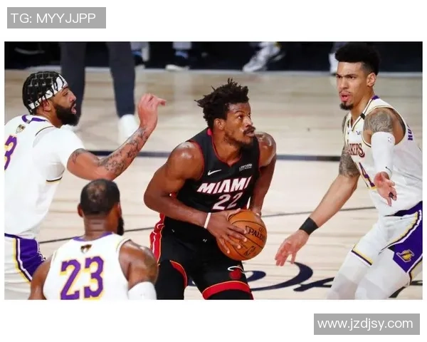 湖人对决热火G4第三节精彩回顾与关键时刻分析